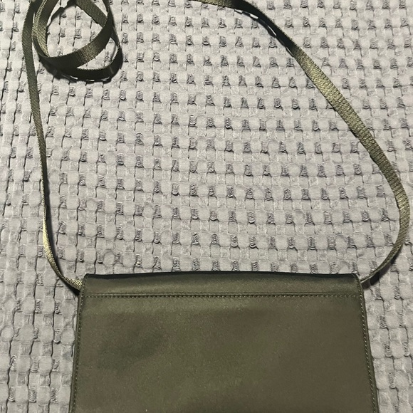 Lululemon wallet clutch crossbody. Black. - Picture 5 of 5